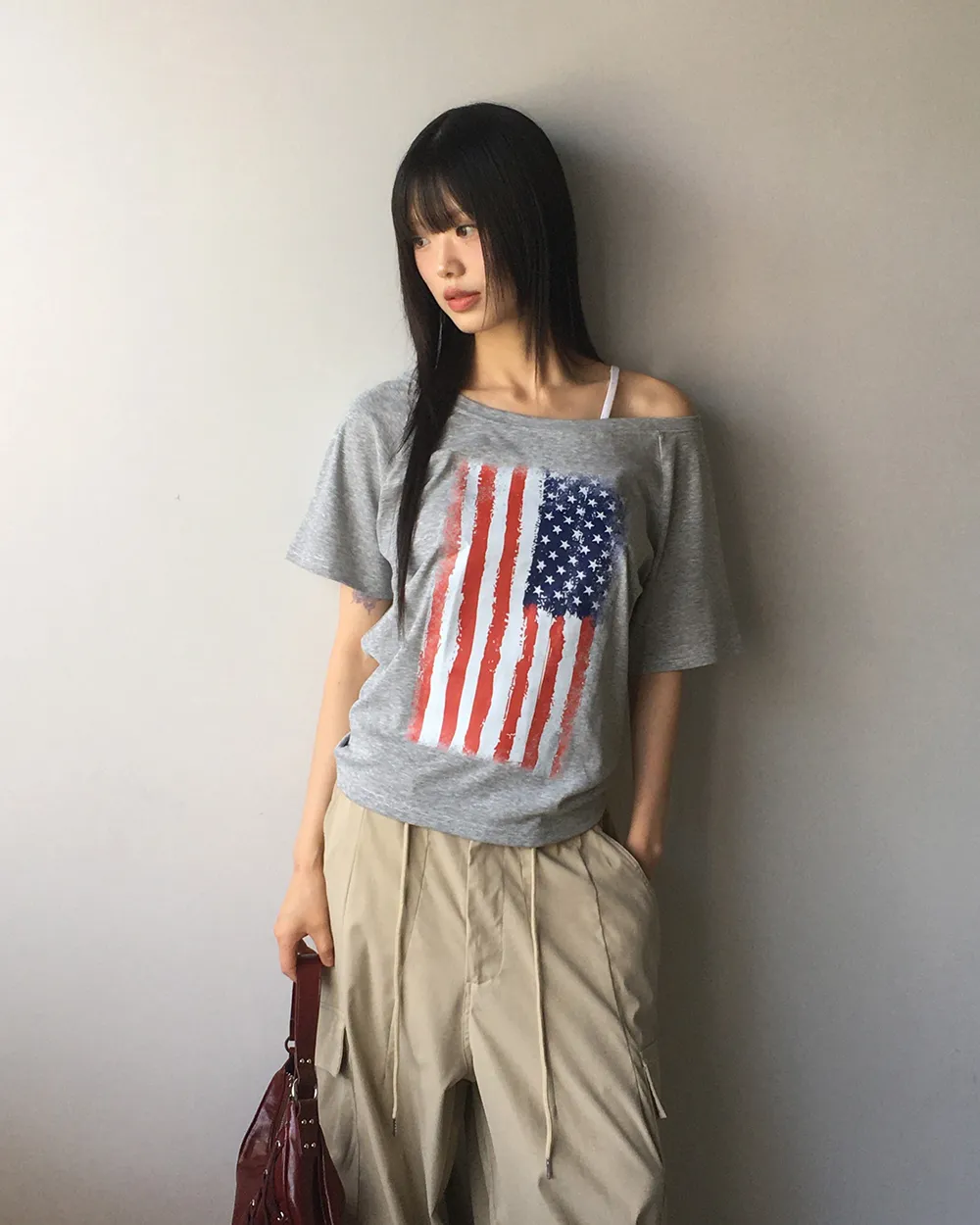 ワンショルダーオフショルダー半袖ロゴTシャツ | WONDERWONDER | 詳細画像1