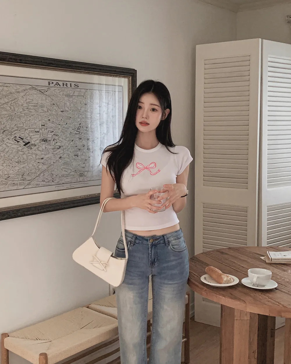 スリムベーシック半袖リボン柄刺繍Tシャツ | highclassic | 詳細画像1