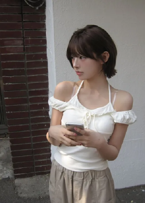 2WAYオフショルダーホルターネックフリルゴムスリムレイヤードTシャツ | MODIMOOD | 詳細画像1