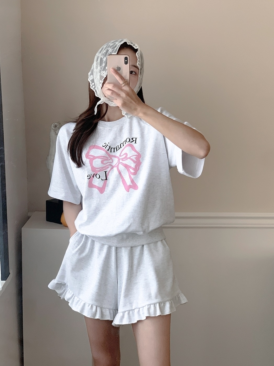 ラウンドネックフリルウエストゴム半袖ロゴセットアップTシャツショートパンツ | 詳細画像4