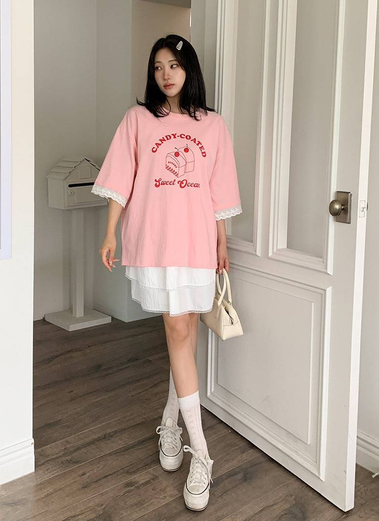オーバーサイズレイヤード風半袖ラウンドネックプリントレースTシャツ