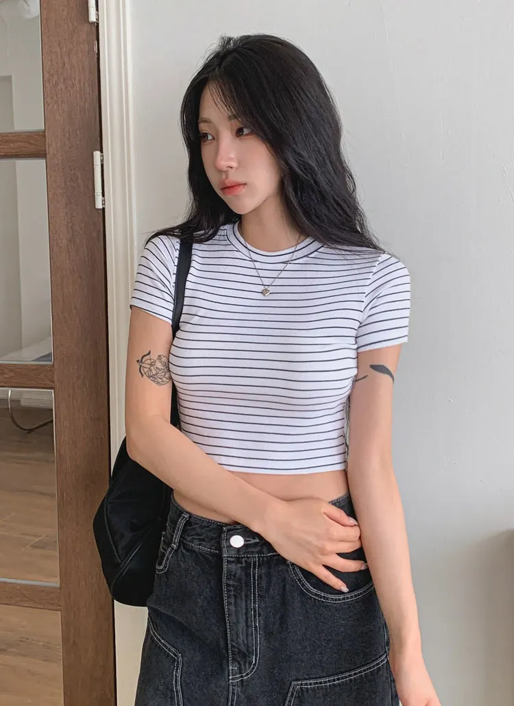 クロップドスリムボーダーTシャツ | chicblack | 詳細画像1