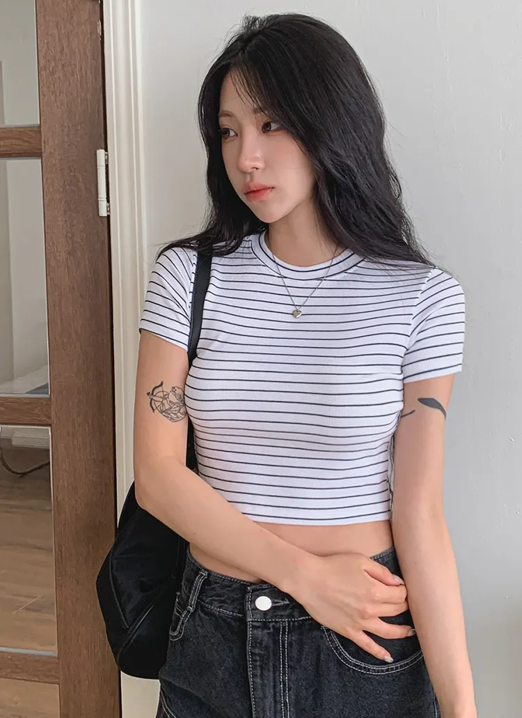 クロップドスリムボーダーTシャツ | chicblack | 詳細画像2