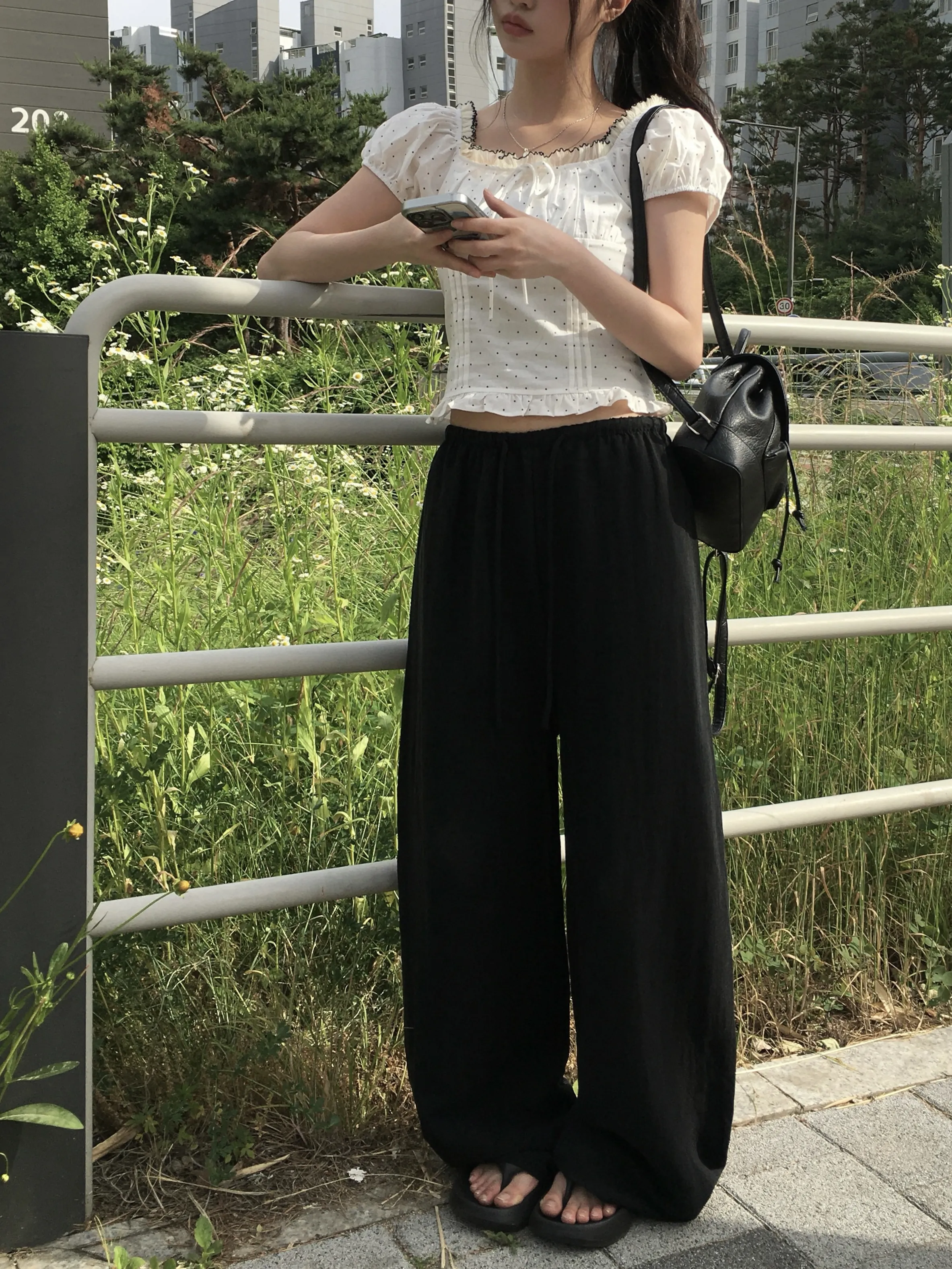 リネン混ワイドロングウエストゴムパンツ | anyonemore | 詳細画像1
