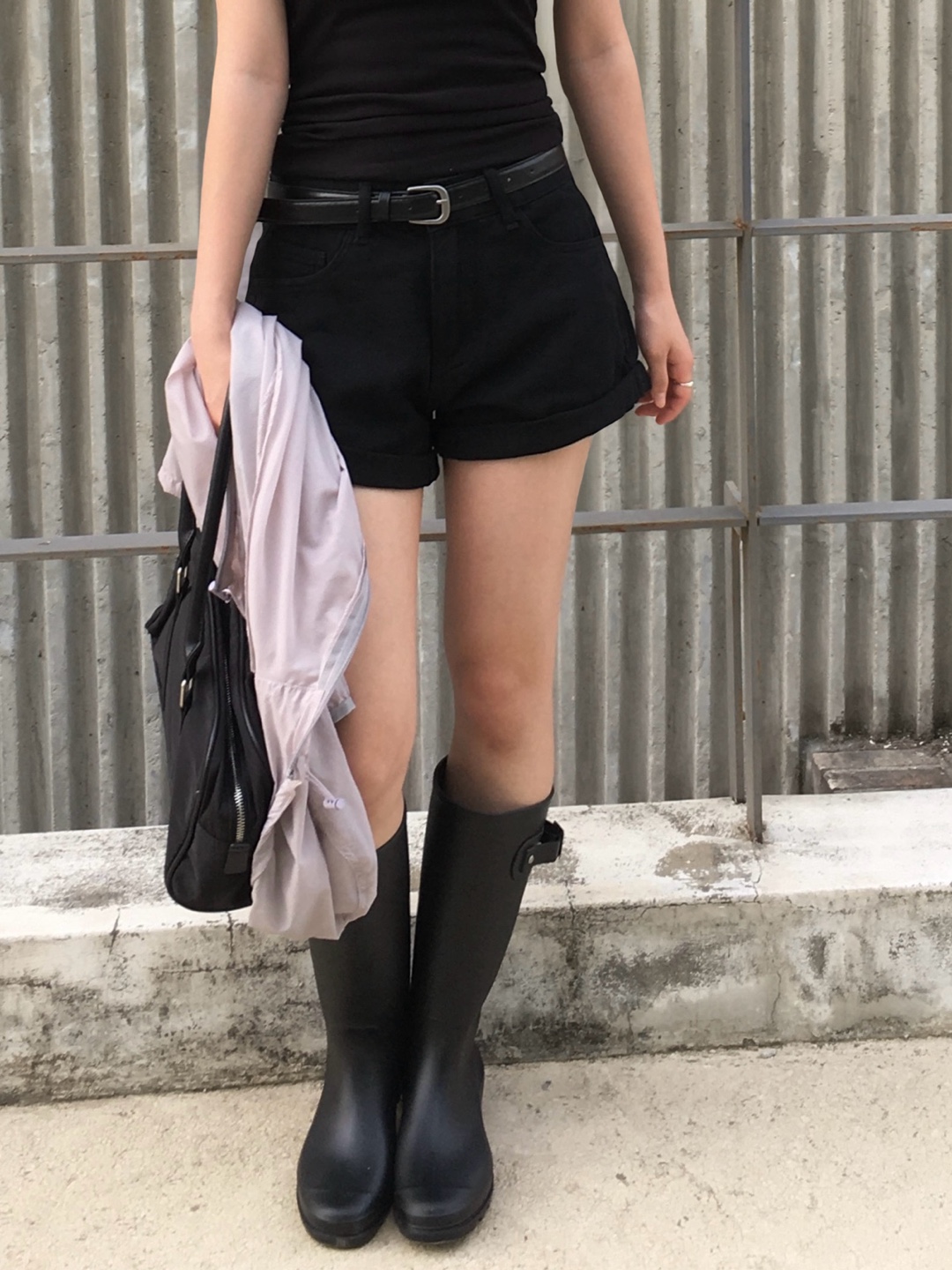 PUTUMAYO　レイヤード風ロールアップショートパンツ　（ブラック） ショートロールアップショートパンツ | レディースファッション通販