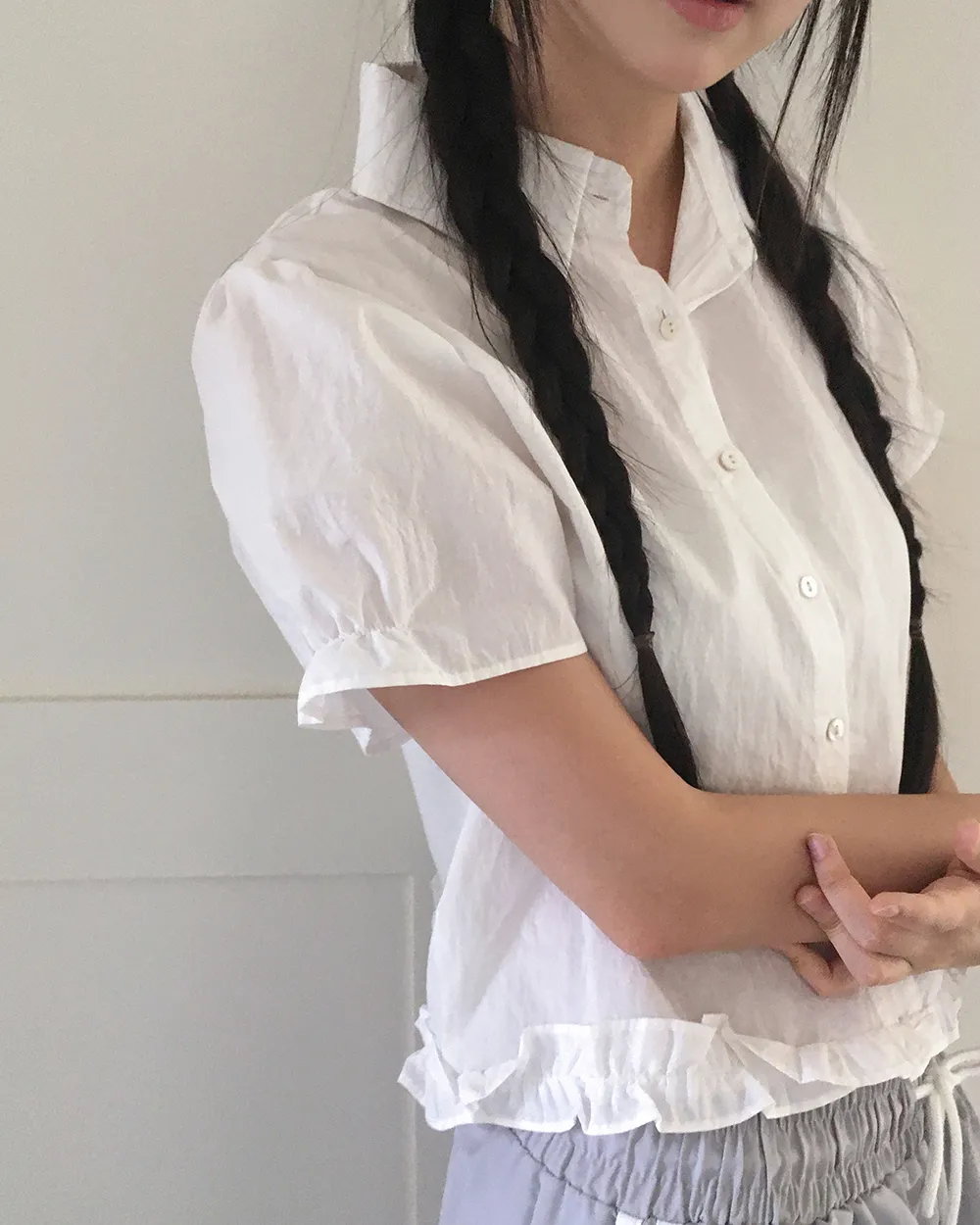 フリルパフスリーブボタンシャツ | WONDERWONDER | 詳細画像1