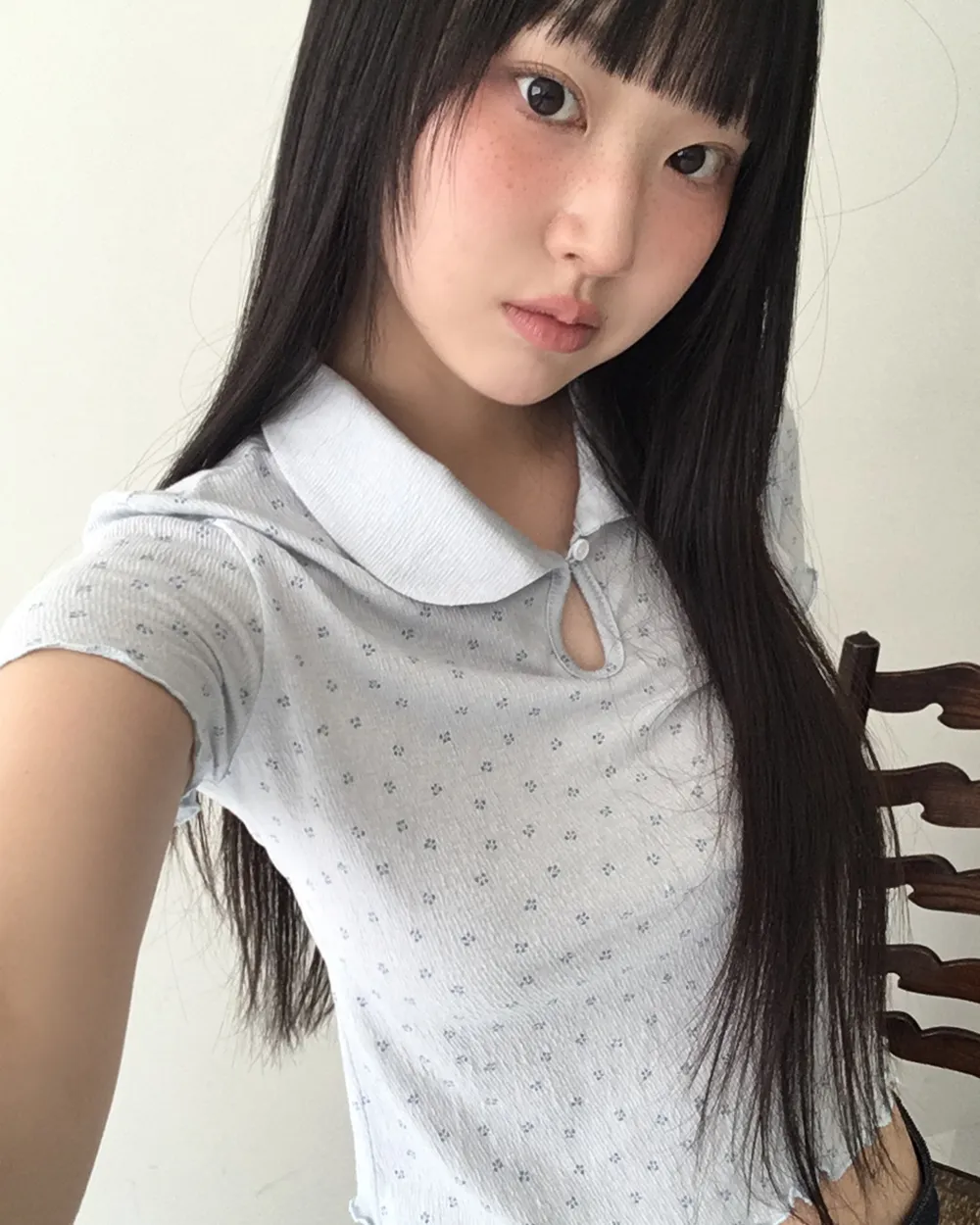 カラーフリル半袖小花柄Tシャツ | WONDERWONDER | 詳細画像1