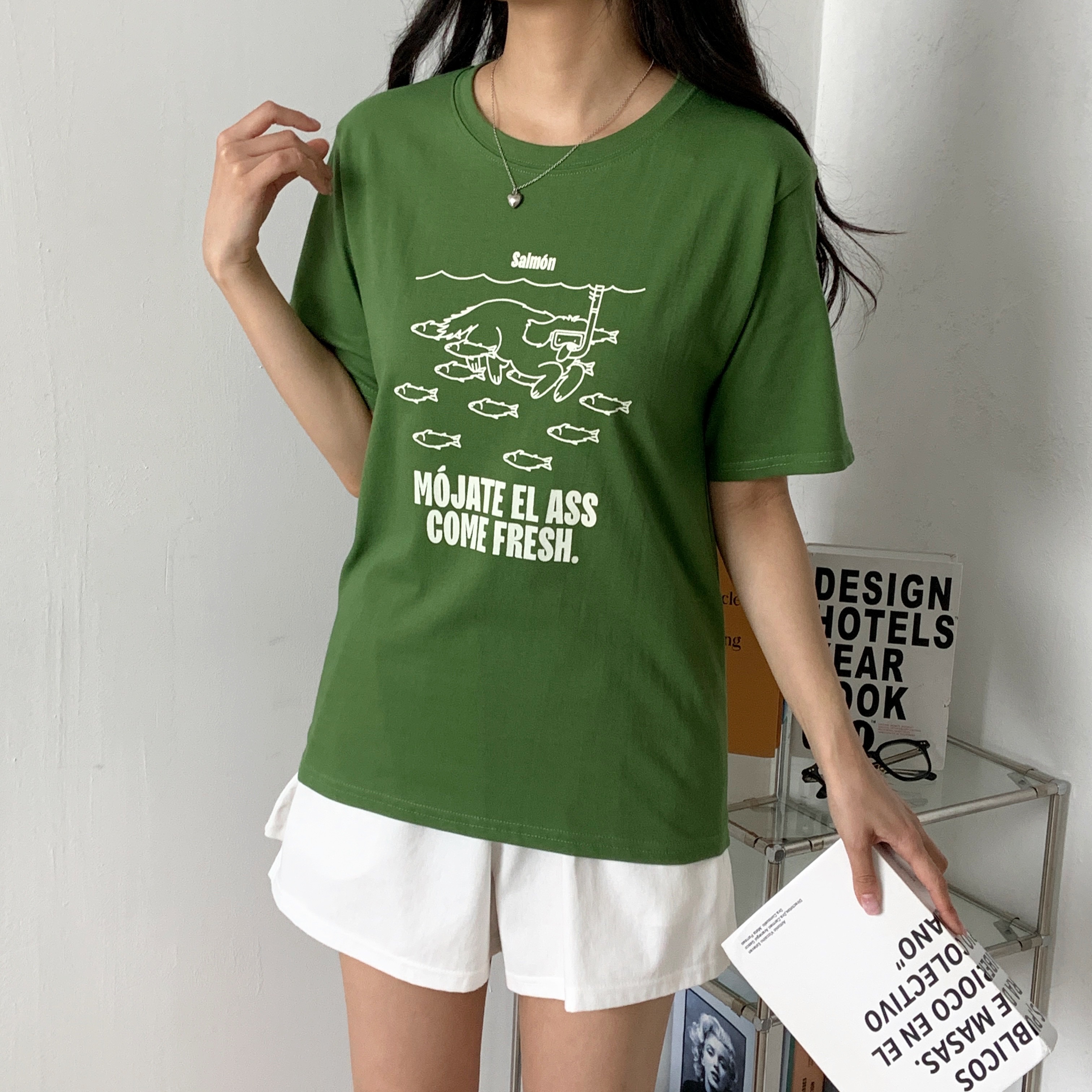 ラウンドネック半袖ロゴTシャツ | 詳細画像4