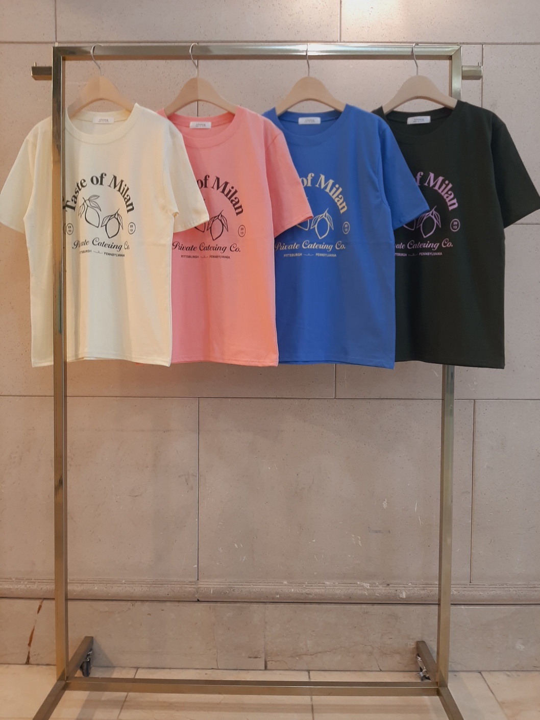 ラウンドネック半袖ロゴTシャツ | 詳細画像13