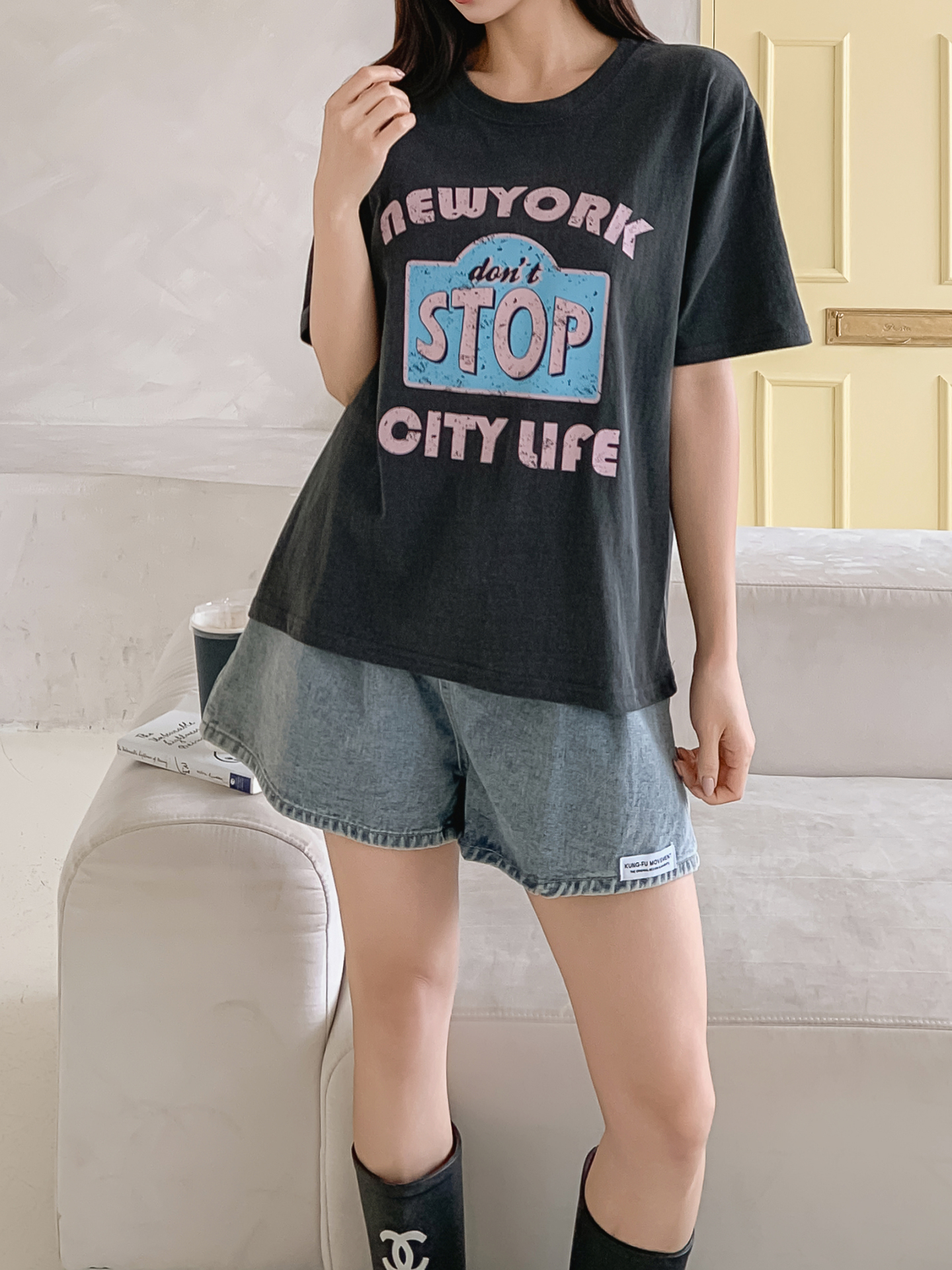ラウンドネック半袖ロゴTシャツ | 詳細画像16