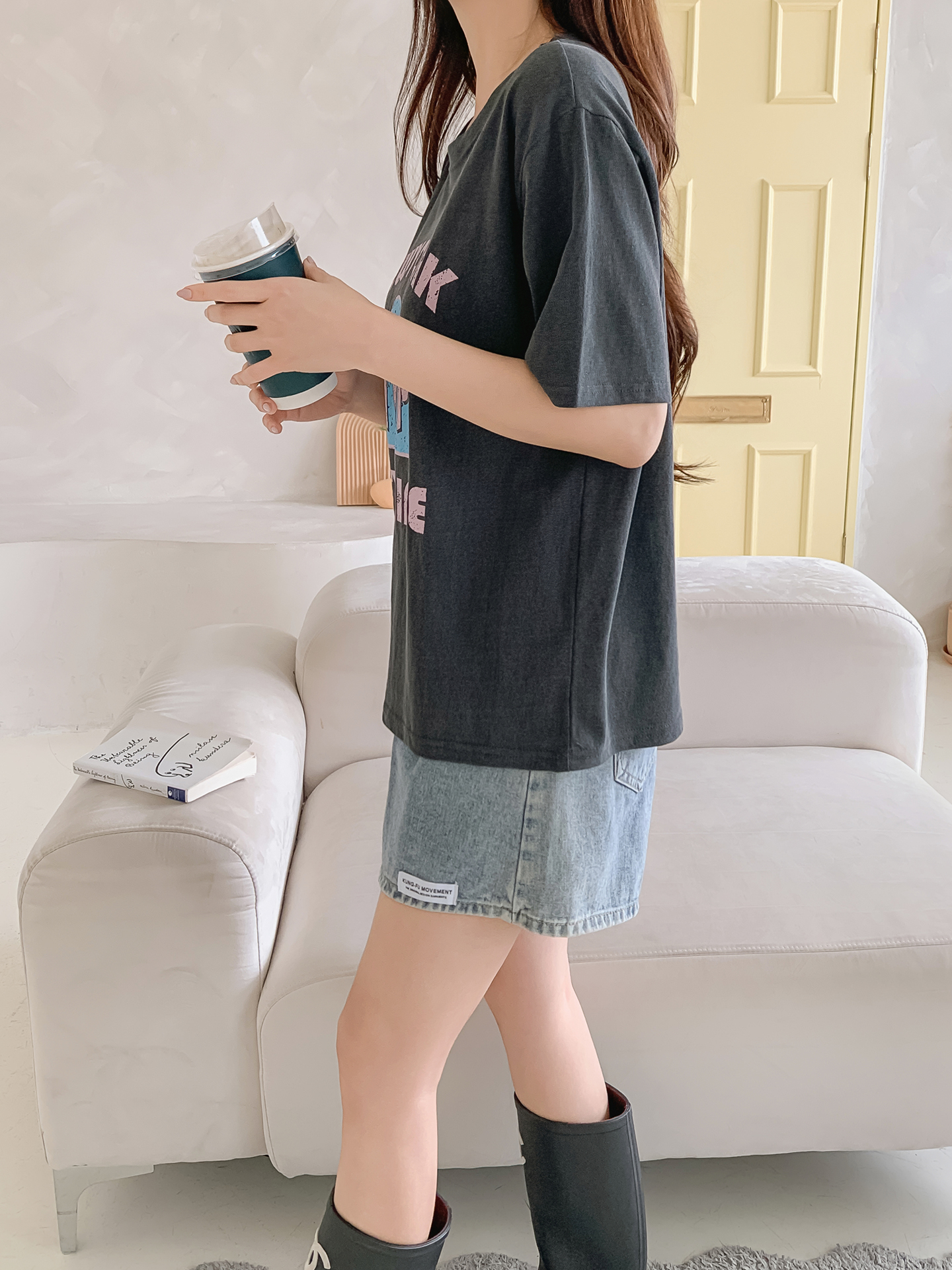 ラウンドネック半袖ロゴTシャツ | 詳細画像17