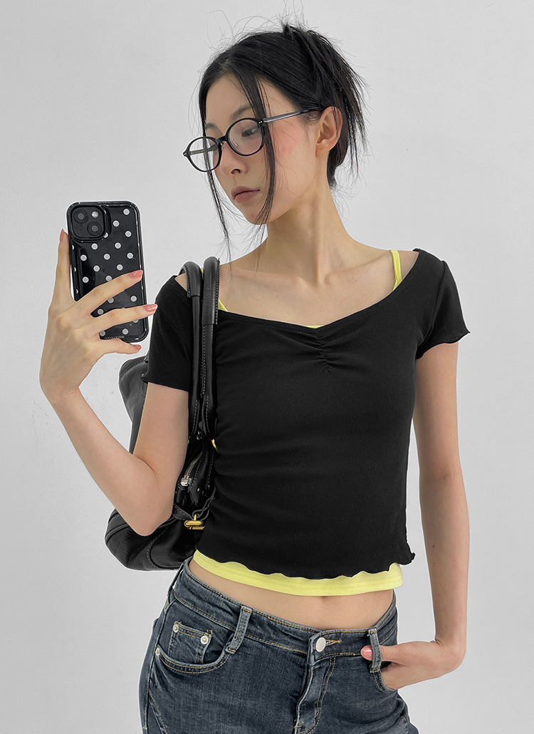 tシャツ VネックギャザーTシャツ レディース ギャザーVネッククロップドTシャツ | レディースファッション