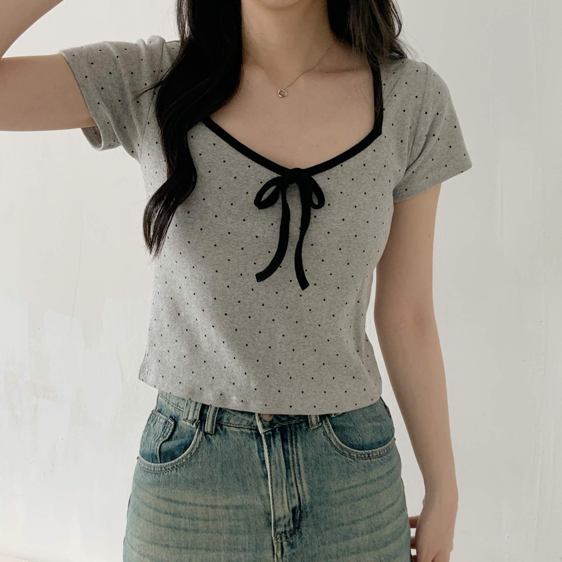 リボンクロップドスリムドットTシャツ | 詳細画像2