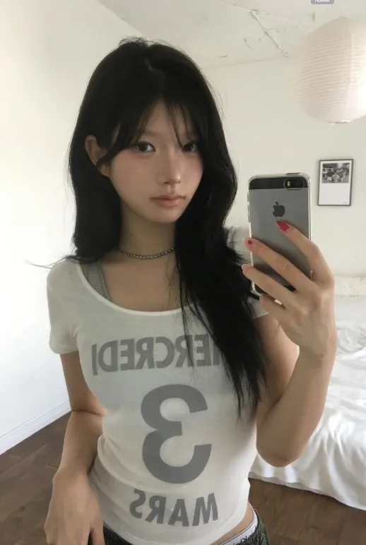 シースルーストレッチソフトUネックスリム半袖ロゴTシャツ | MODIMOOD | 詳細画像1