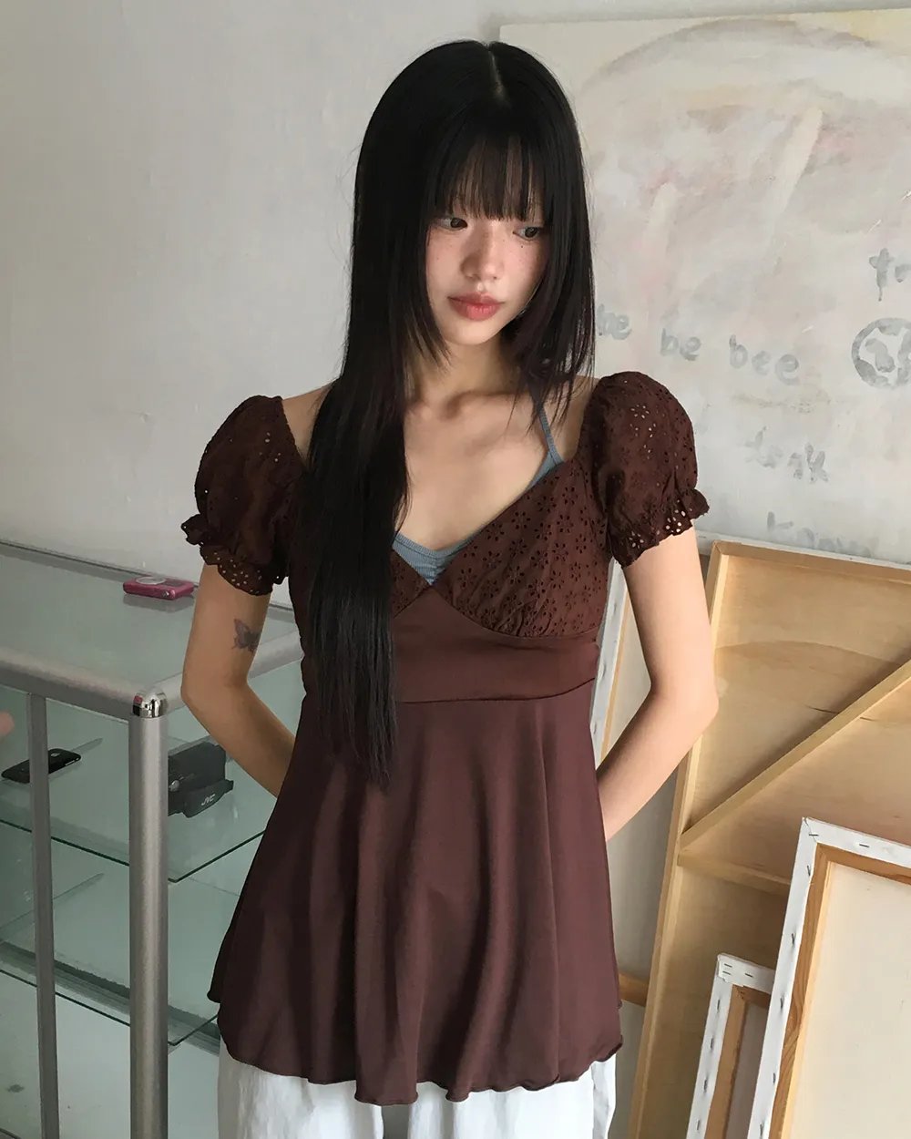 パンチングバックリボンパフスリーブフレアハートネックブラウス | WONDERWONDER | 詳細画像1