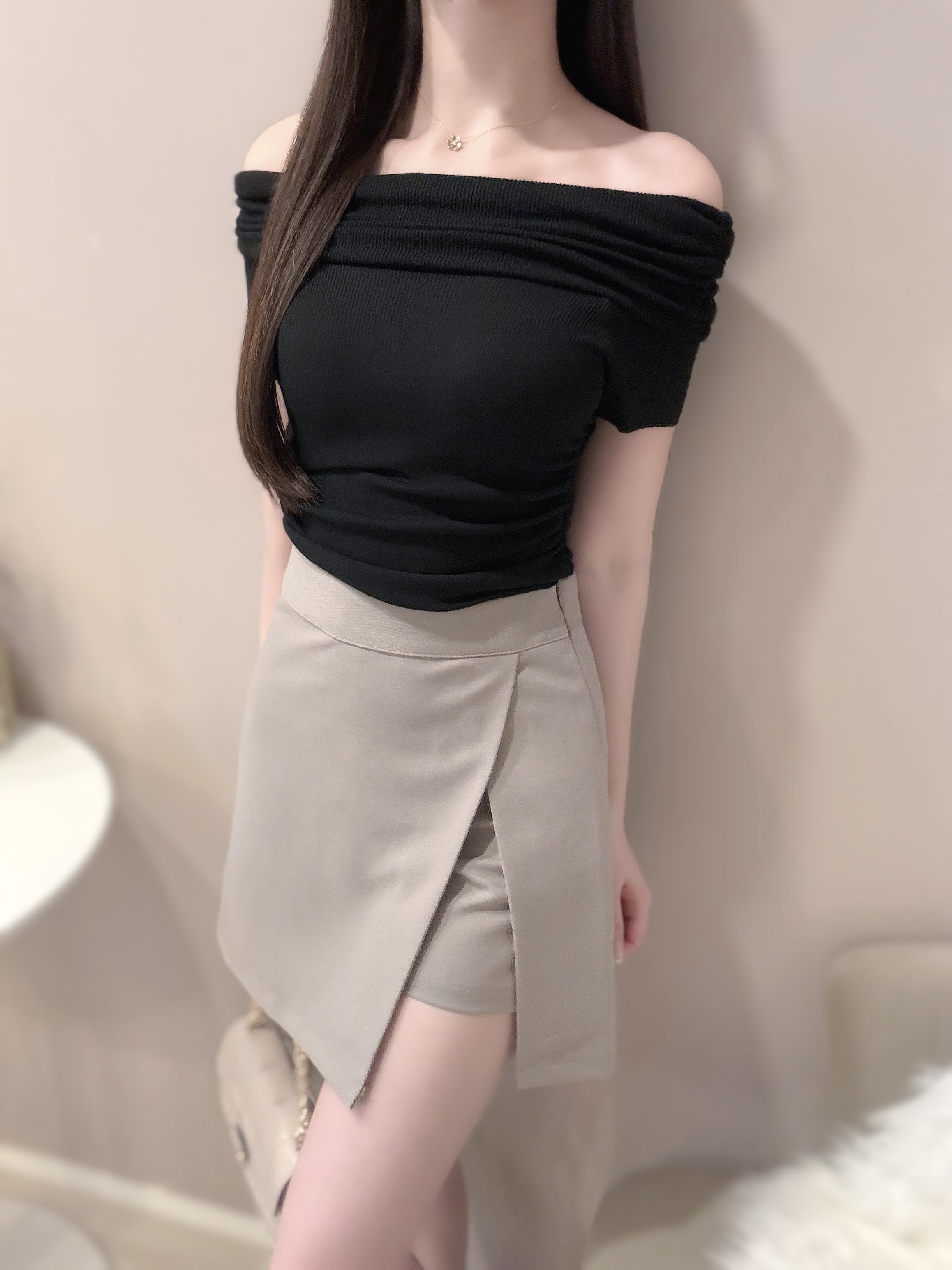 シャーリングオフショルラップニット | 詳細画像4