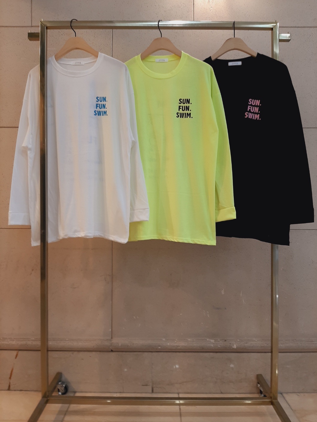 ボクシー長袖プリントTシャツ | 詳細画像23