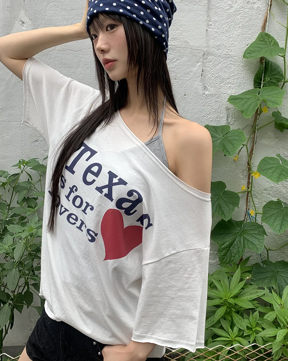 オフショルダーオーバーサイズ半袖プリントTシャツ | WONDERWONDER | 詳細画像1