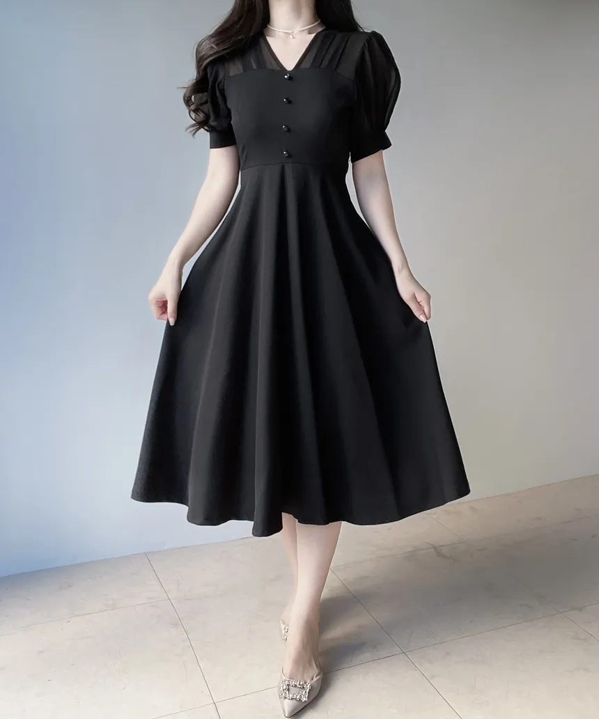 シフォンシースルーVネックロング半袖フレアフェイクボタンバックストラップ配色ワンピース | mirangmirang | 詳細画像18