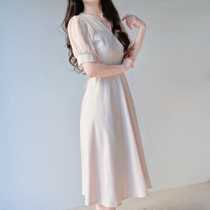 シフォンシースルーVネックロング半袖フレアフェイクボタンバックストラップ配色ワンピース | mirangmirang | 詳細画像25