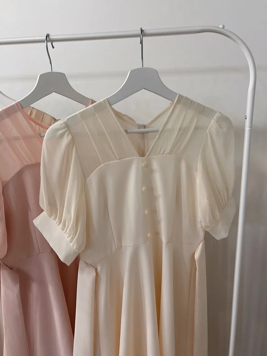 シフォンシースルーVネックロング半袖フレアフェイクボタンバックストラップ配色ワンピース | mirangmirang | 詳細画像30