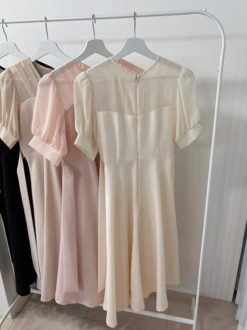 シフォンシースルーVネックロング半袖フレアフェイクボタンバックストラップ配色ワンピース | mirangmirang | 詳細画像31