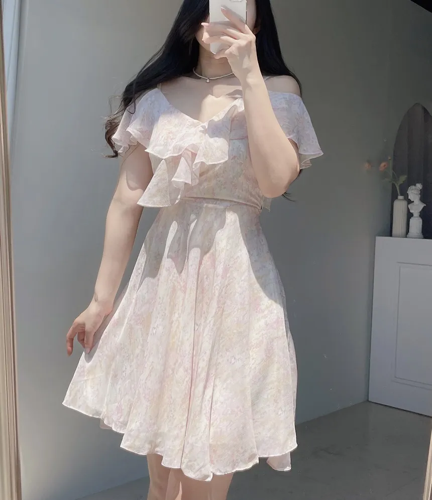 シフォンソフトミディフレアラッフルオフショルダージップアップVネックプリントキャミワンピース | mirangmirang | 詳細画像9