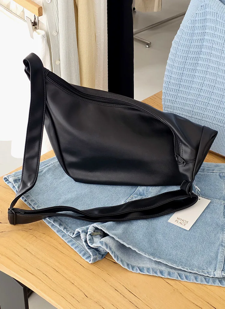 ベーシック無地ショルダーバッグ | whosbag | 詳細画像1