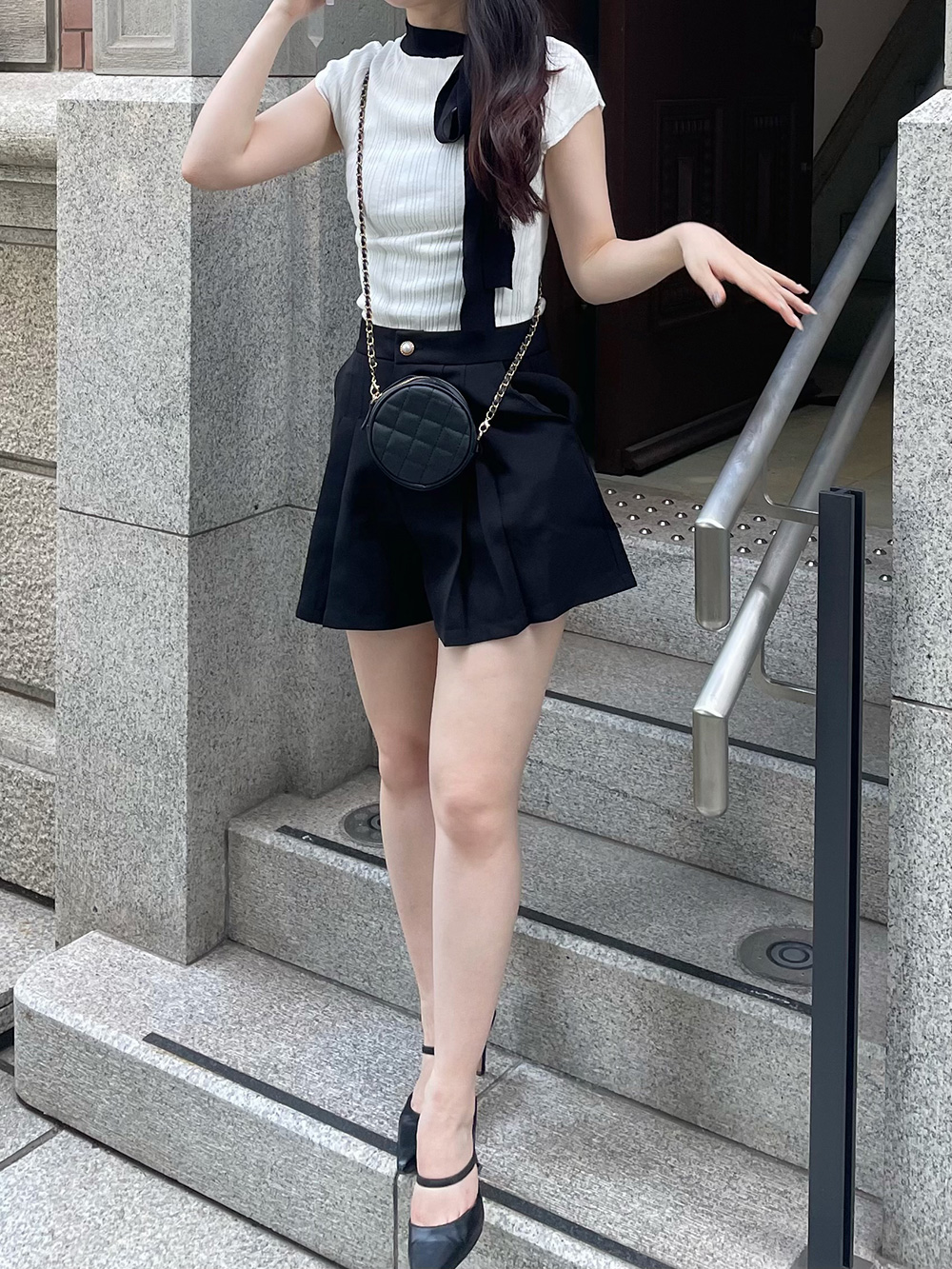 ツータックビジューボタンショートパンツ | 詳細画像4