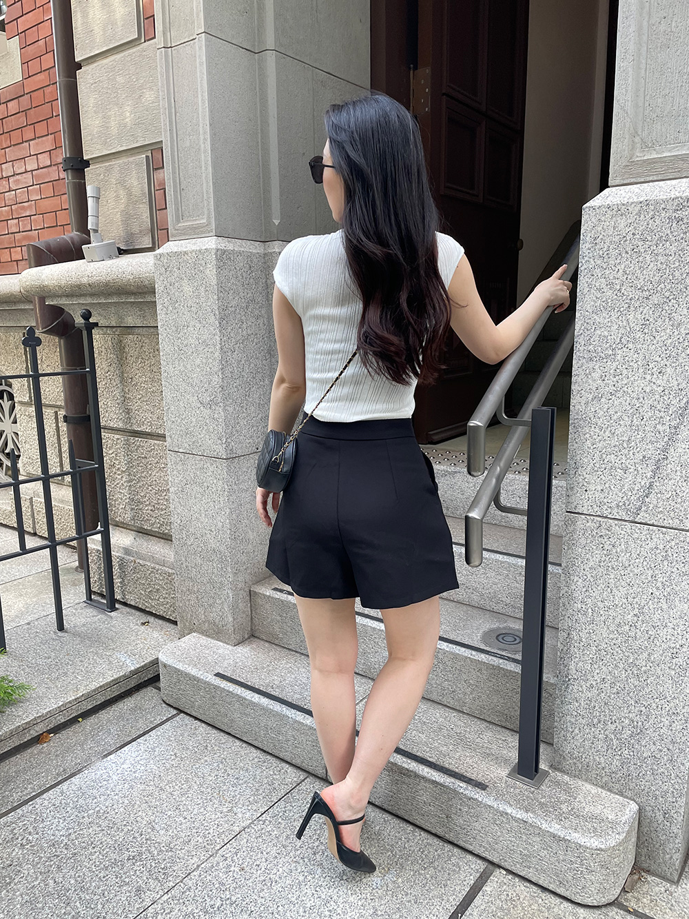 ツータックビジューボタンショートパンツ | 詳細画像27