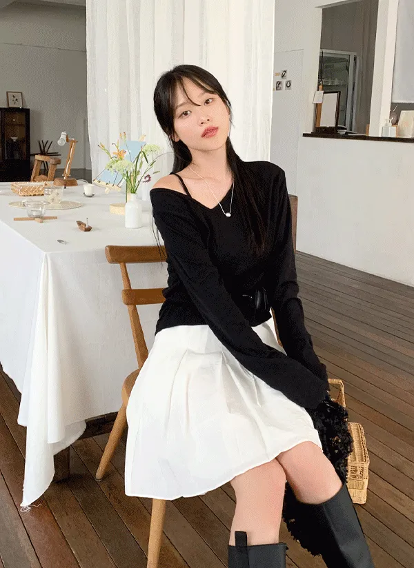リネン混アンバランスネックルーズTシャツ | 66girls | 詳細画像1