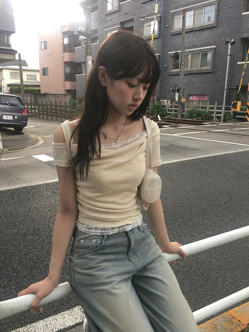 ツイストオープンショルダーギャザーTシャツ | anyonemore | 詳細画像1