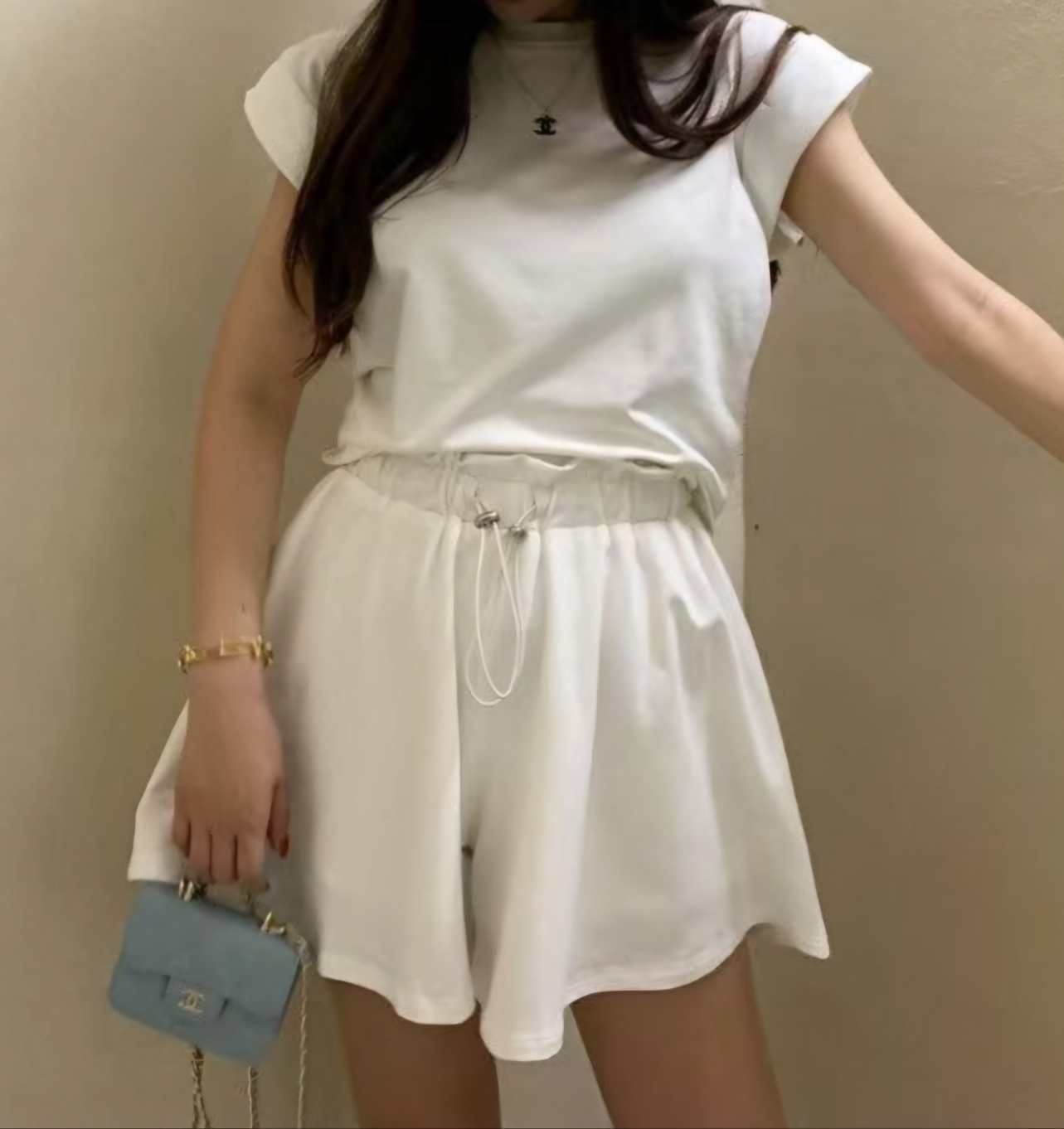 ラウンドネックドローストリングショート半袖ロールアップバックレスバックストラップセットアップTシャツショートパンツ | 詳細画像5