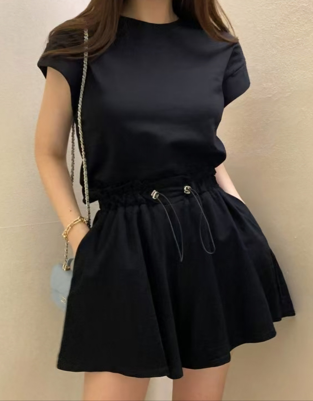 ラウンドネックドローストリングショート半袖ロールアップバックレスバックストラップセットアップTシャツショートパンツ | 詳細画像13