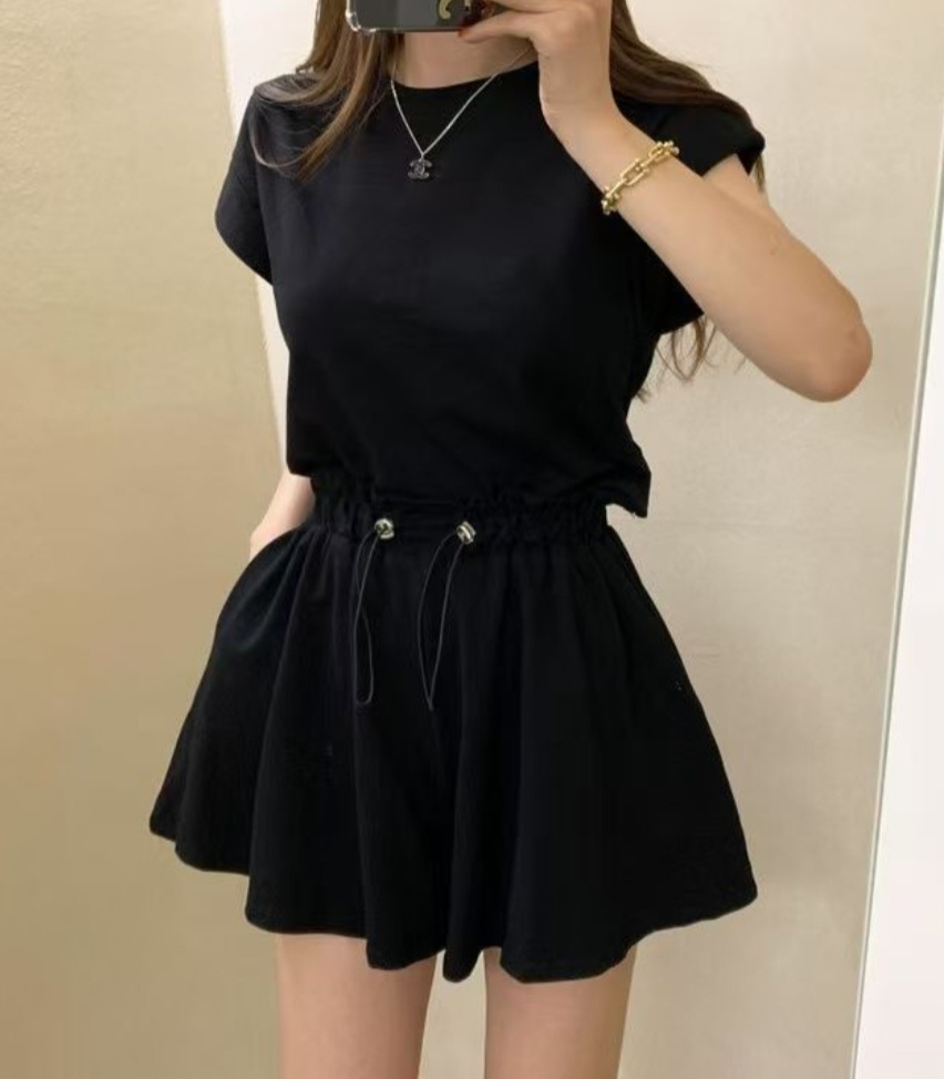 ラウンドネックドローストリングショート半袖ロールアップバックレスバックストラップセットアップTシャツショートパンツ | 詳細画像20