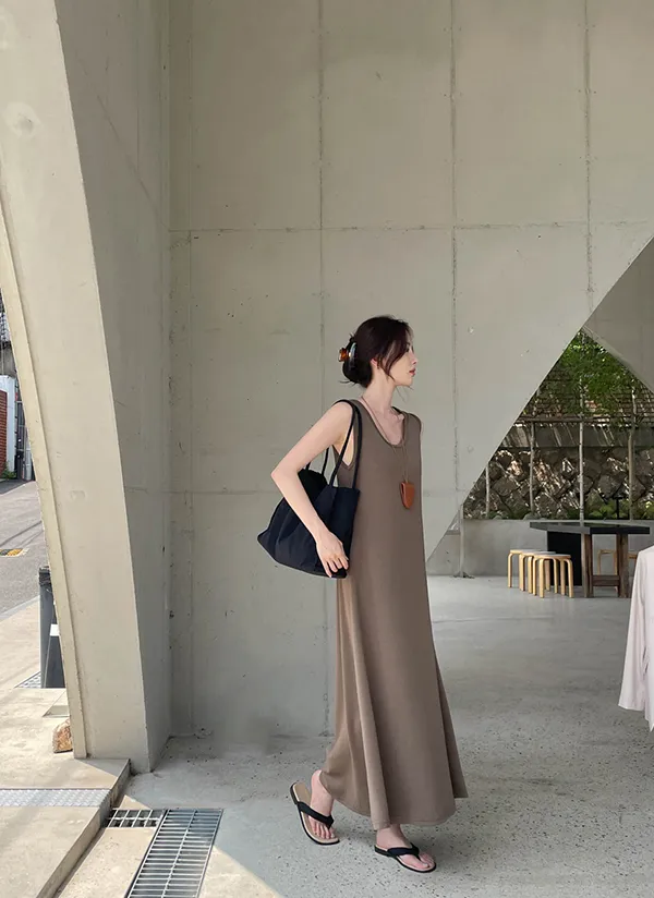 ベーシックロングAラインノースリワンピース | crushj | 詳細画像1