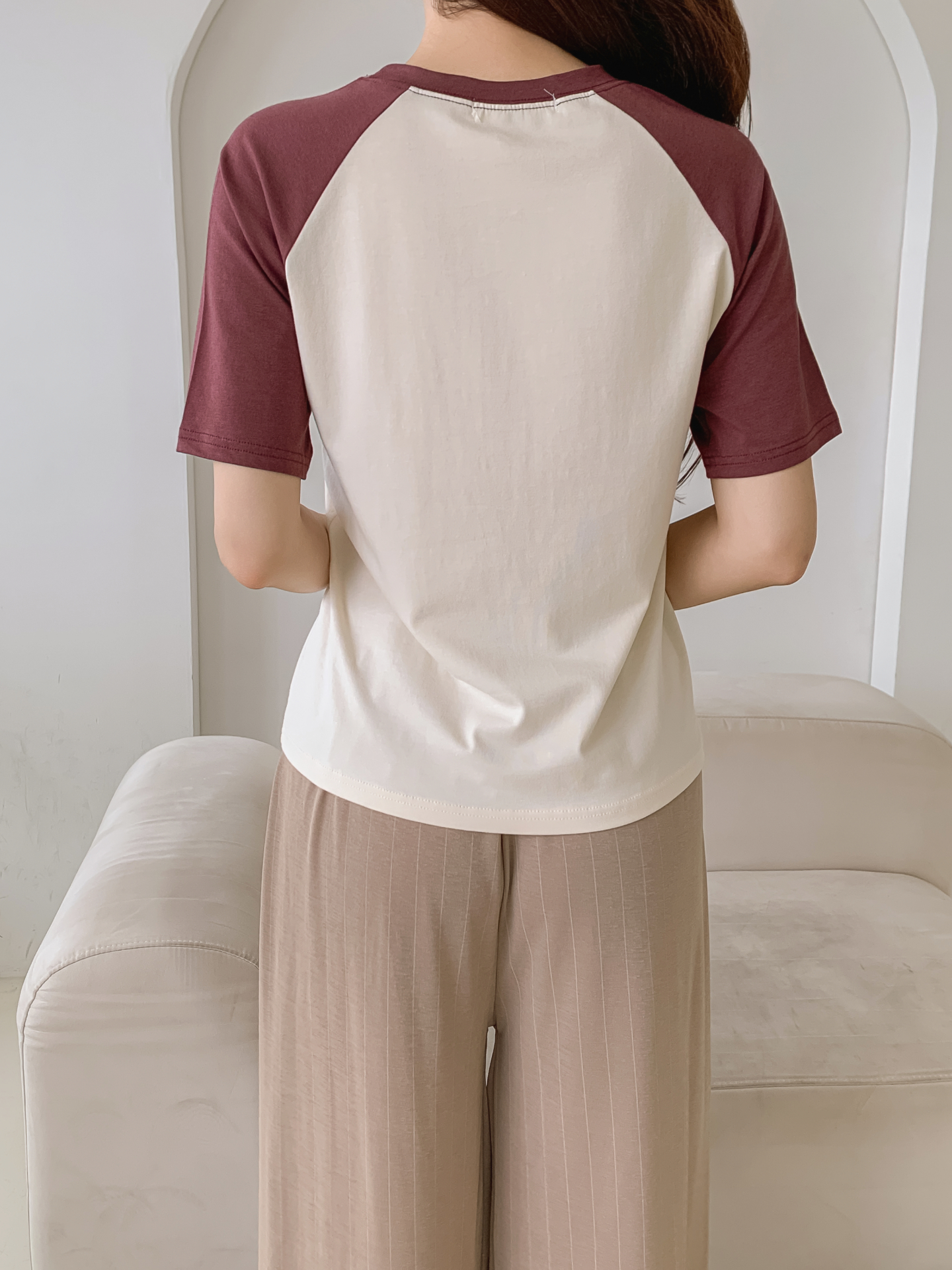 ラウンドネックラグラン半袖ロゴTシャツ | 詳細画像5
