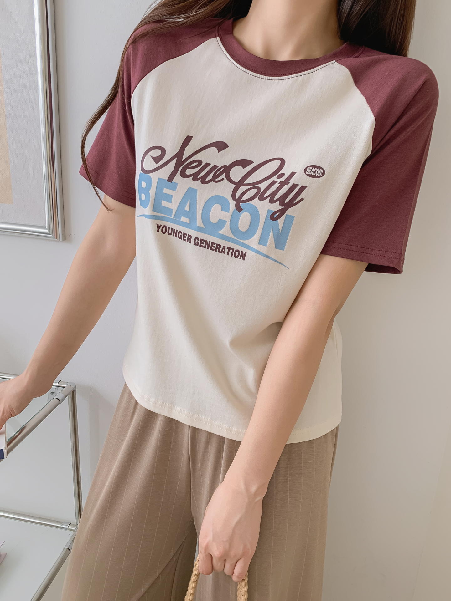 ラウンドネックラグラン半袖ロゴTシャツ | 詳細画像11