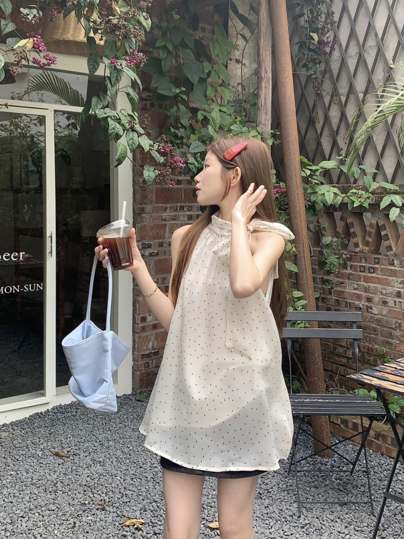リボンホルターネックルーズドットノースリブラウス | 詳細画像9