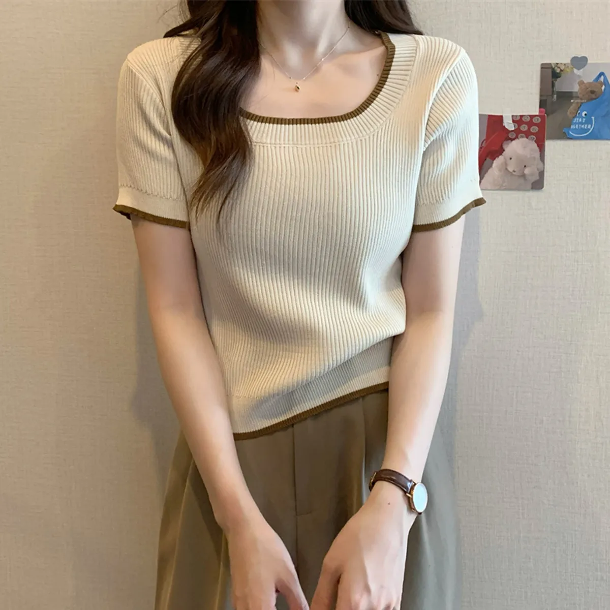 リブUネッククロップド配色カラーニット | KLACHE | 詳細画像1
