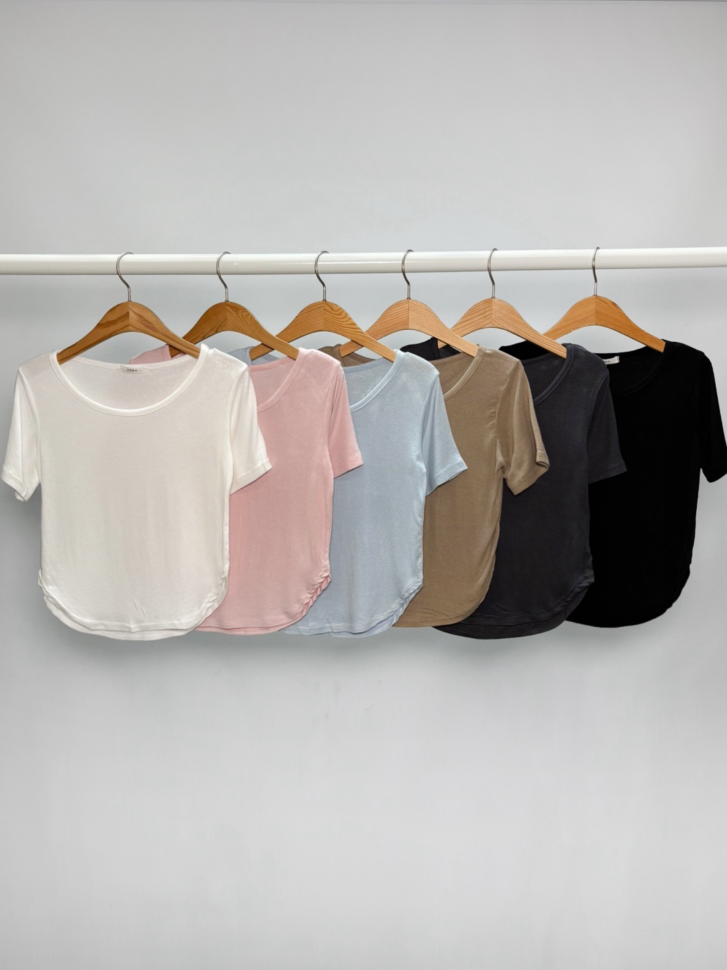 UネックスリムTシャツ | 詳細画像12