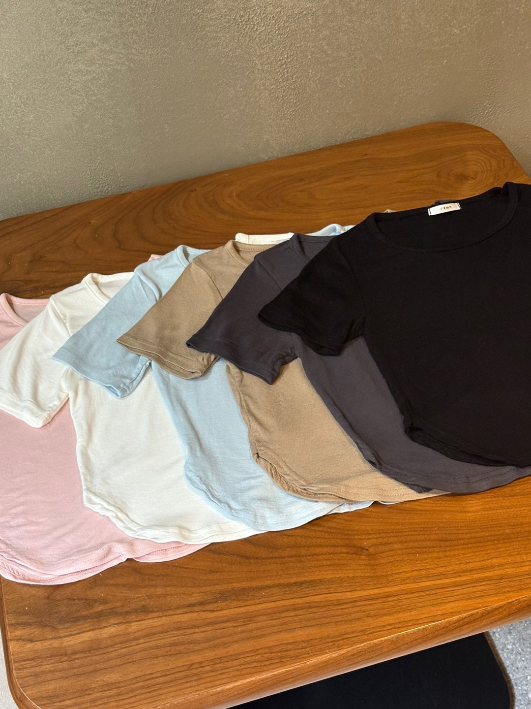 UネックスリムTシャツ | 詳細画像13