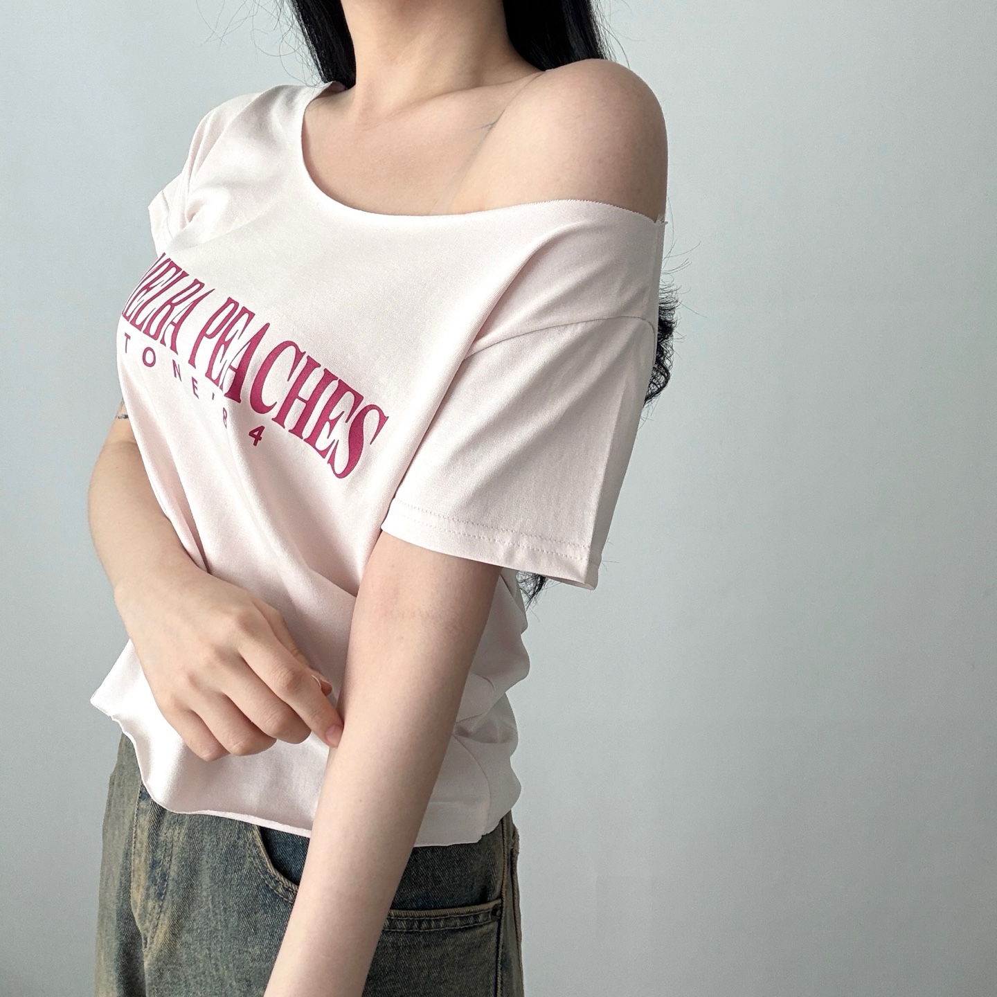 オフショルダークロップドプリントTシャツ | 詳細画像10