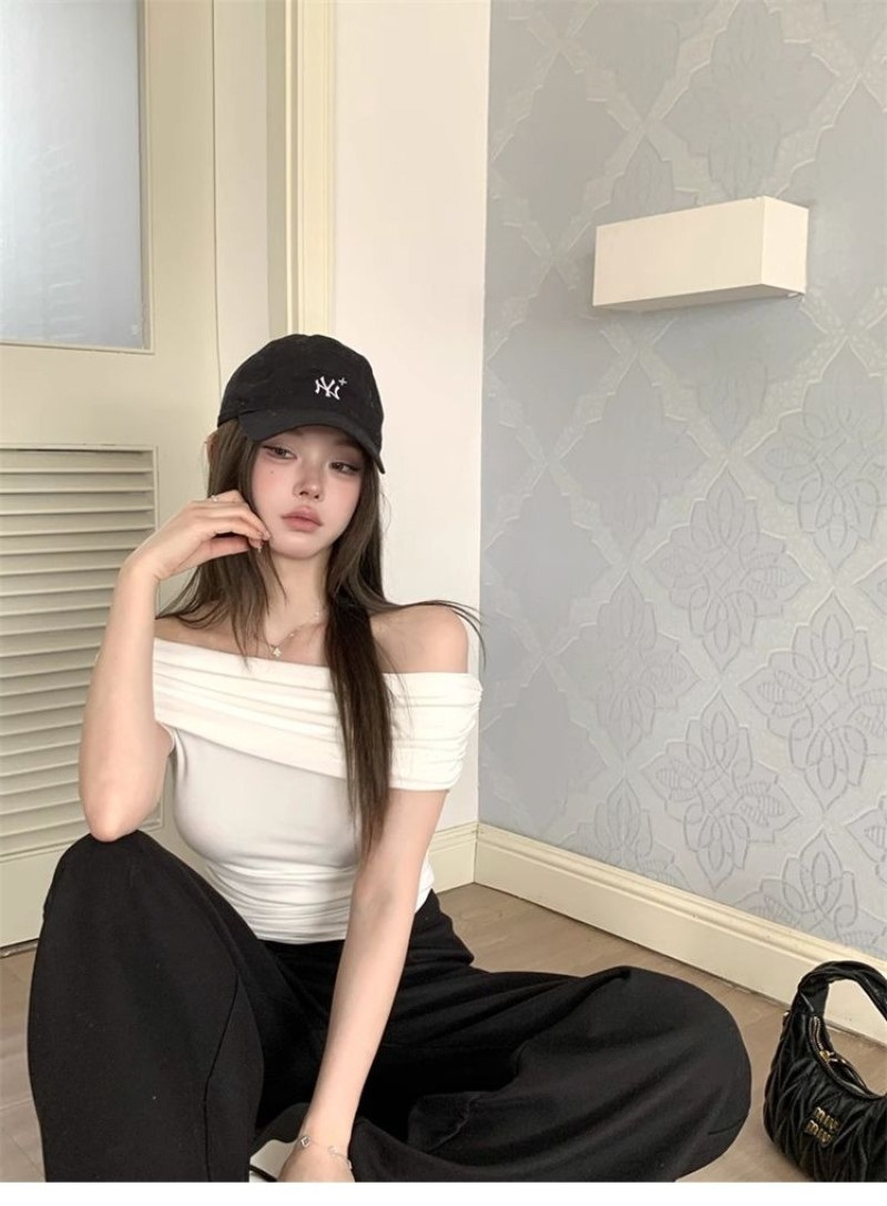 オフショルダー半袖ギャザーTシャツ | 詳細画像2