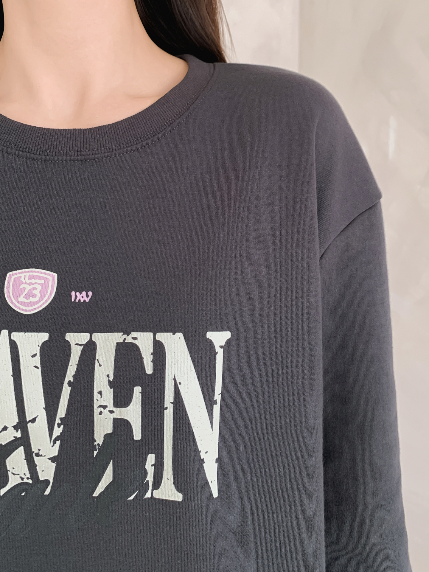 ラウンドネック半袖ロゴTシャツ | 詳細画像16