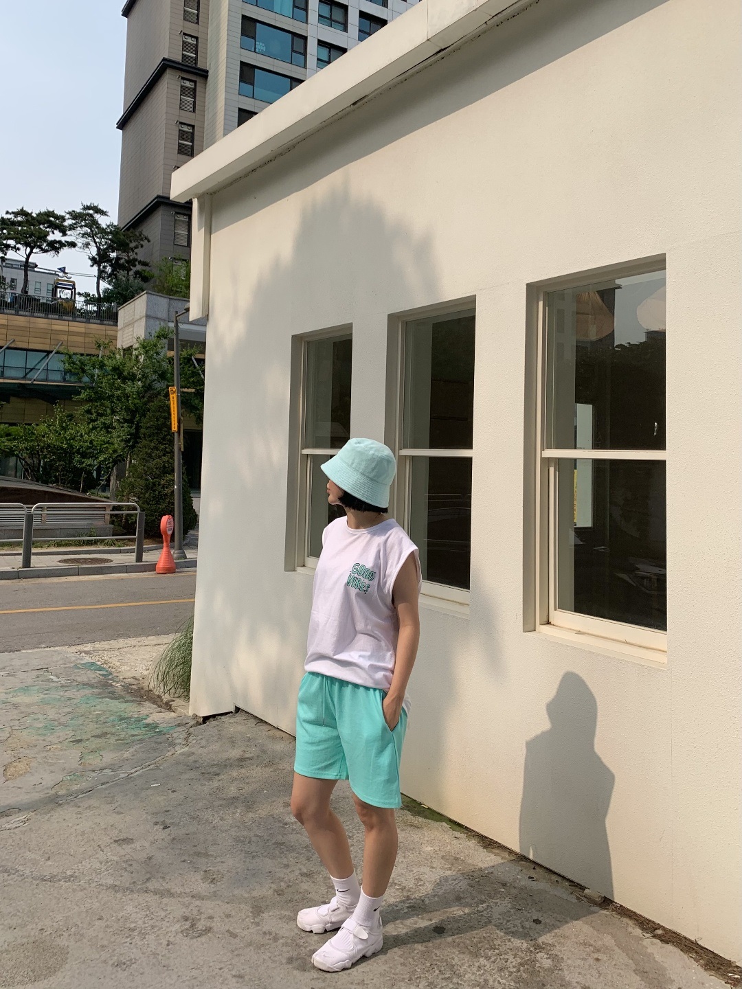 ラウンドネックボクシープリントカラーノースリーブ | 詳細画像3