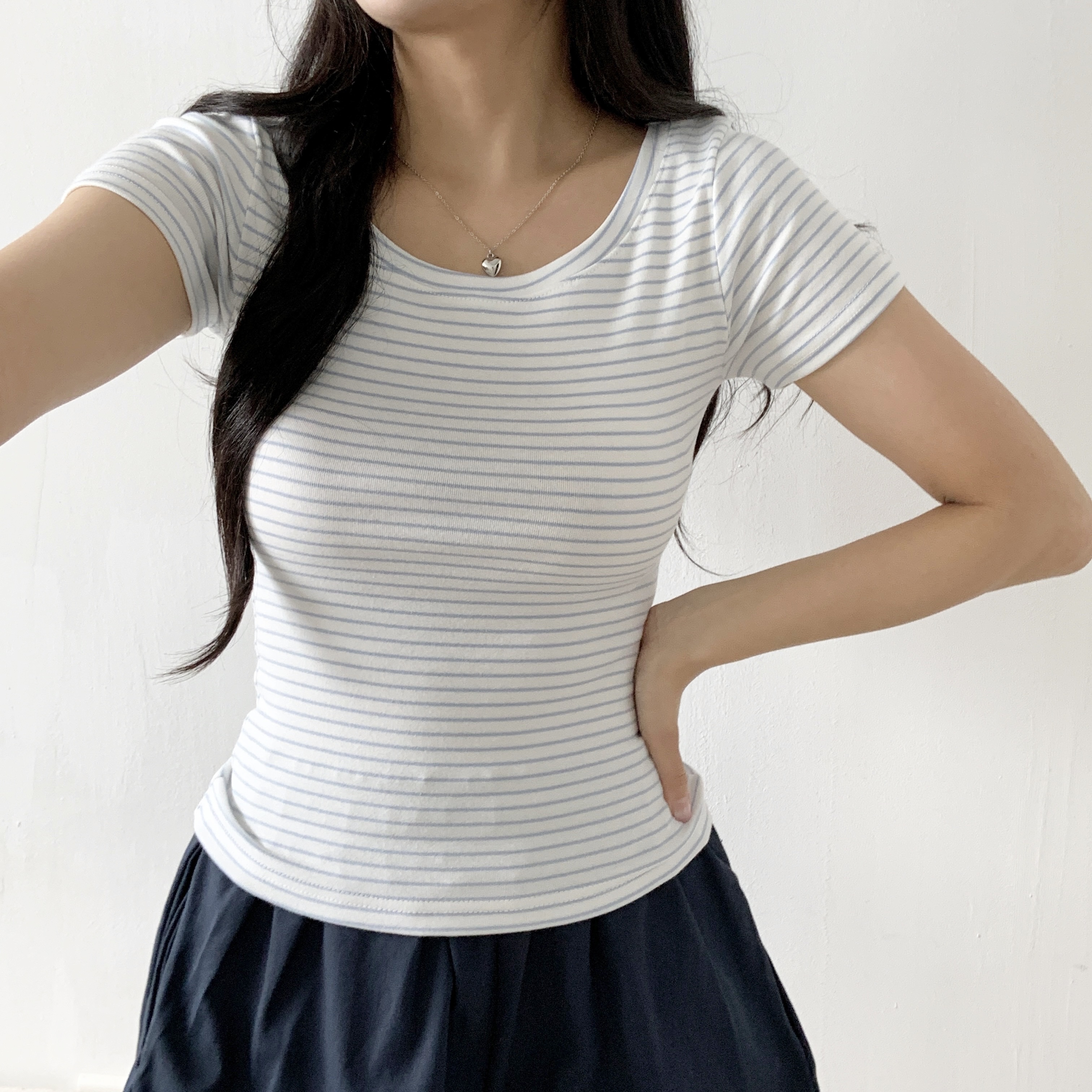 Uネックスリム半袖ボーダーTシャツ | 詳細画像2