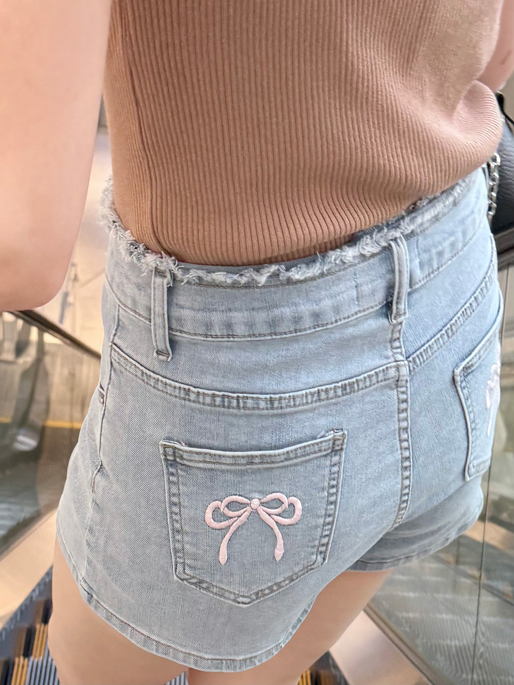 バックリボン刺繍ショートデニムパンツ | 詳細画像13