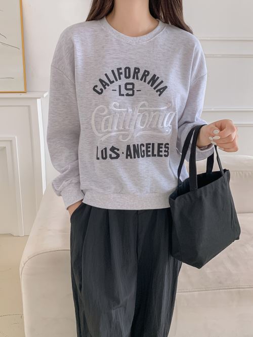 satur トレーナー ニット 韓国 Classic Logo dholic セター satur トレーナー ニット 韓国 Classic Logo dholic