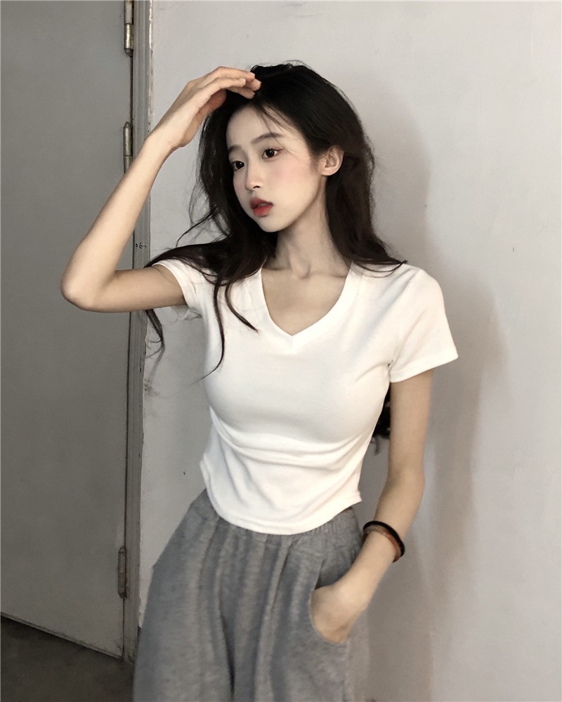 Vネックスリム半袖無地Tシャツ | 詳細画像2